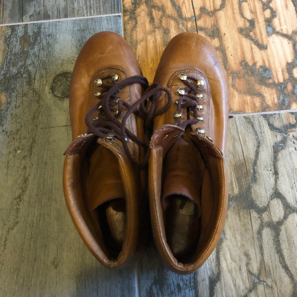 Brown 9West vintage looking boots. Used condition.